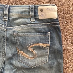 Silver Suki Jean Capri